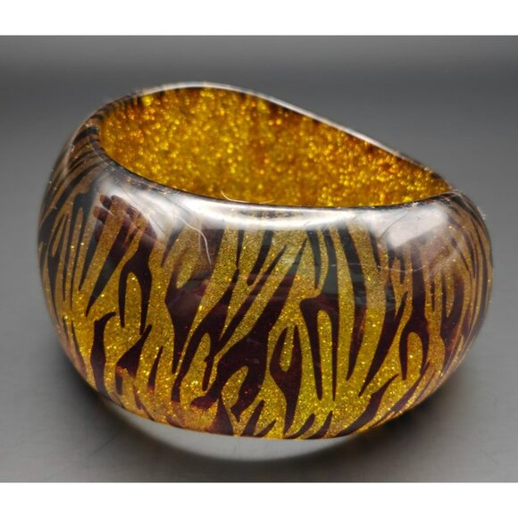 Glittery Yellow Black Tiger Print Asymmetric Lucite Bangle - Picture 4 of 11